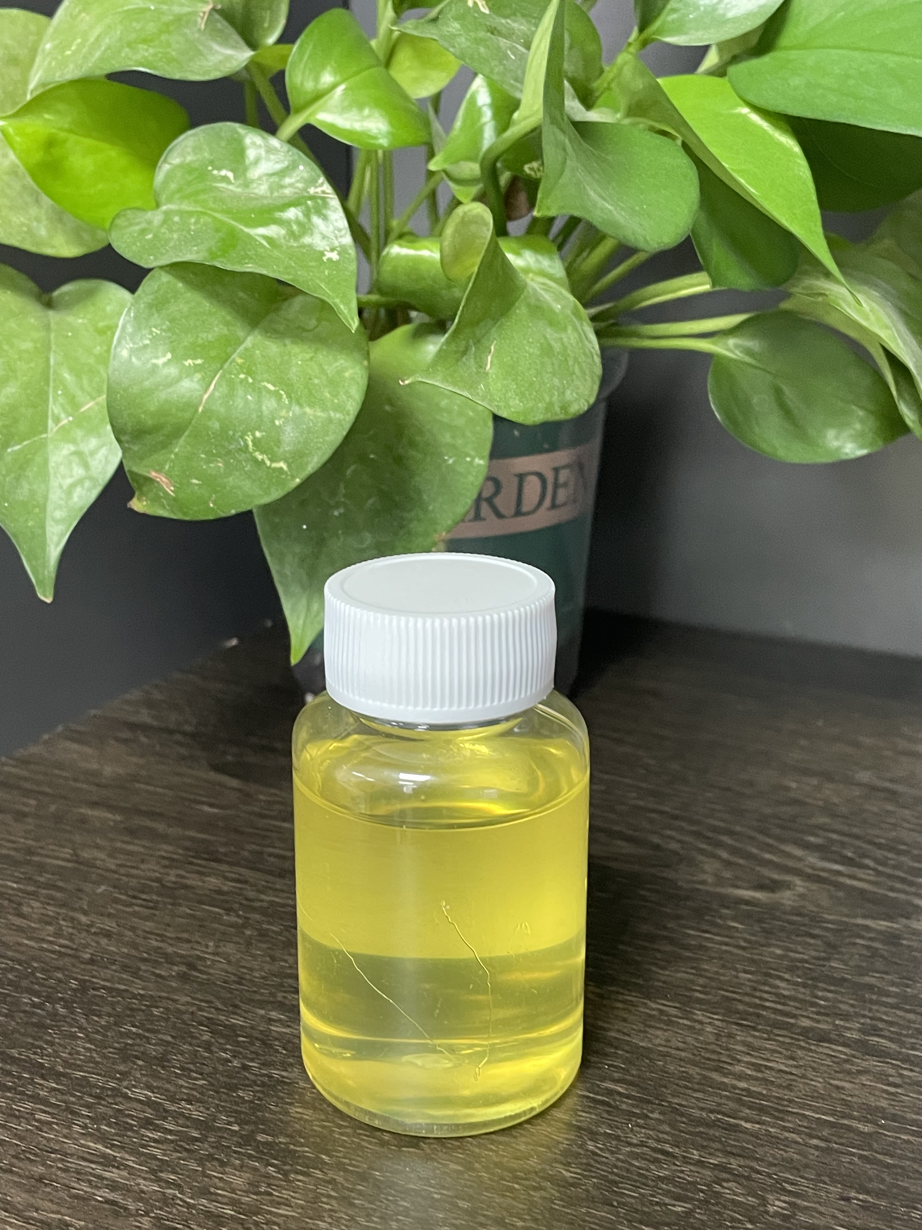 Amine-HCA ™ P-1000 Bernstein Viskose Flüssigkeitsdurchschnittungskette für das Sprühsystem