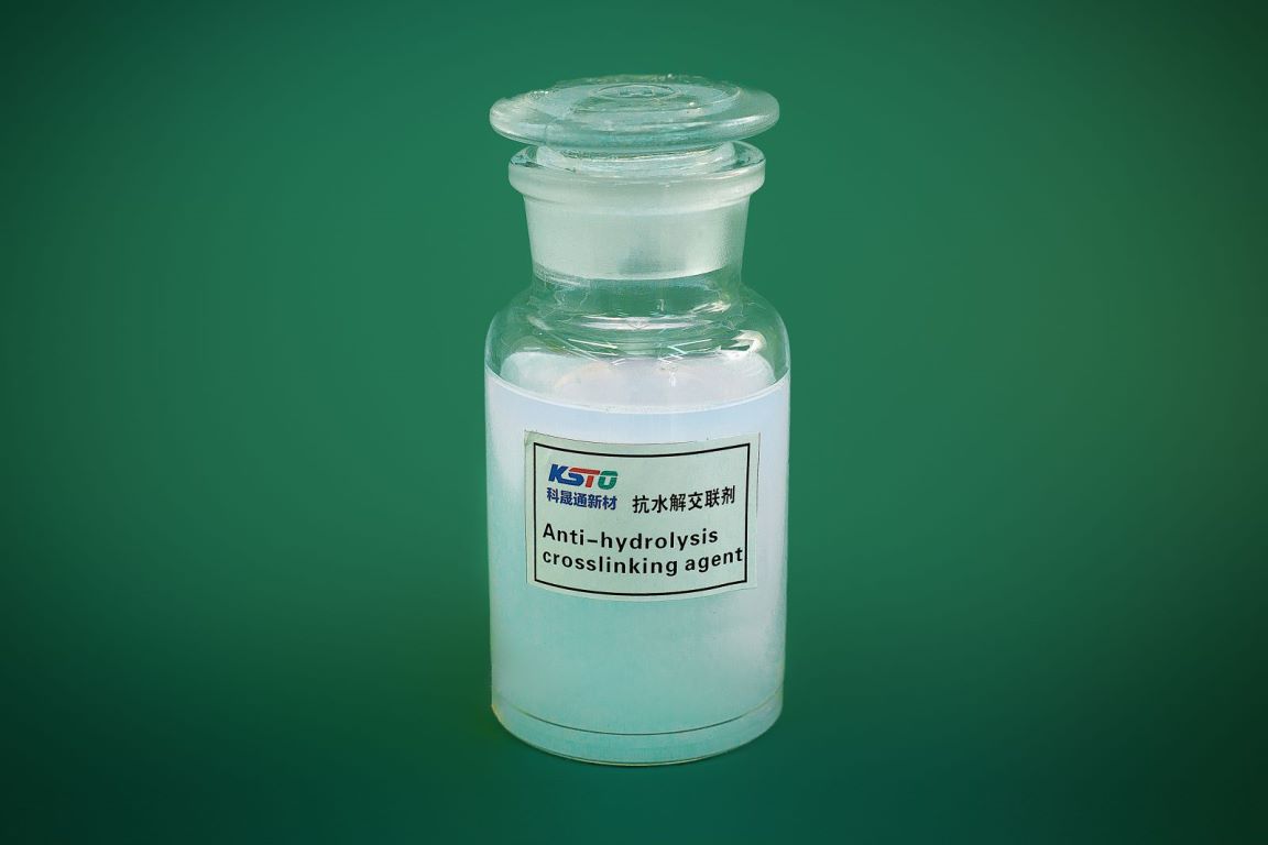 Wie trägt Harz-Polyaldehyd-Masterbatch zur Erzielung einer hydrolytischen Beständigkeit in Polymeranwendungen bei?