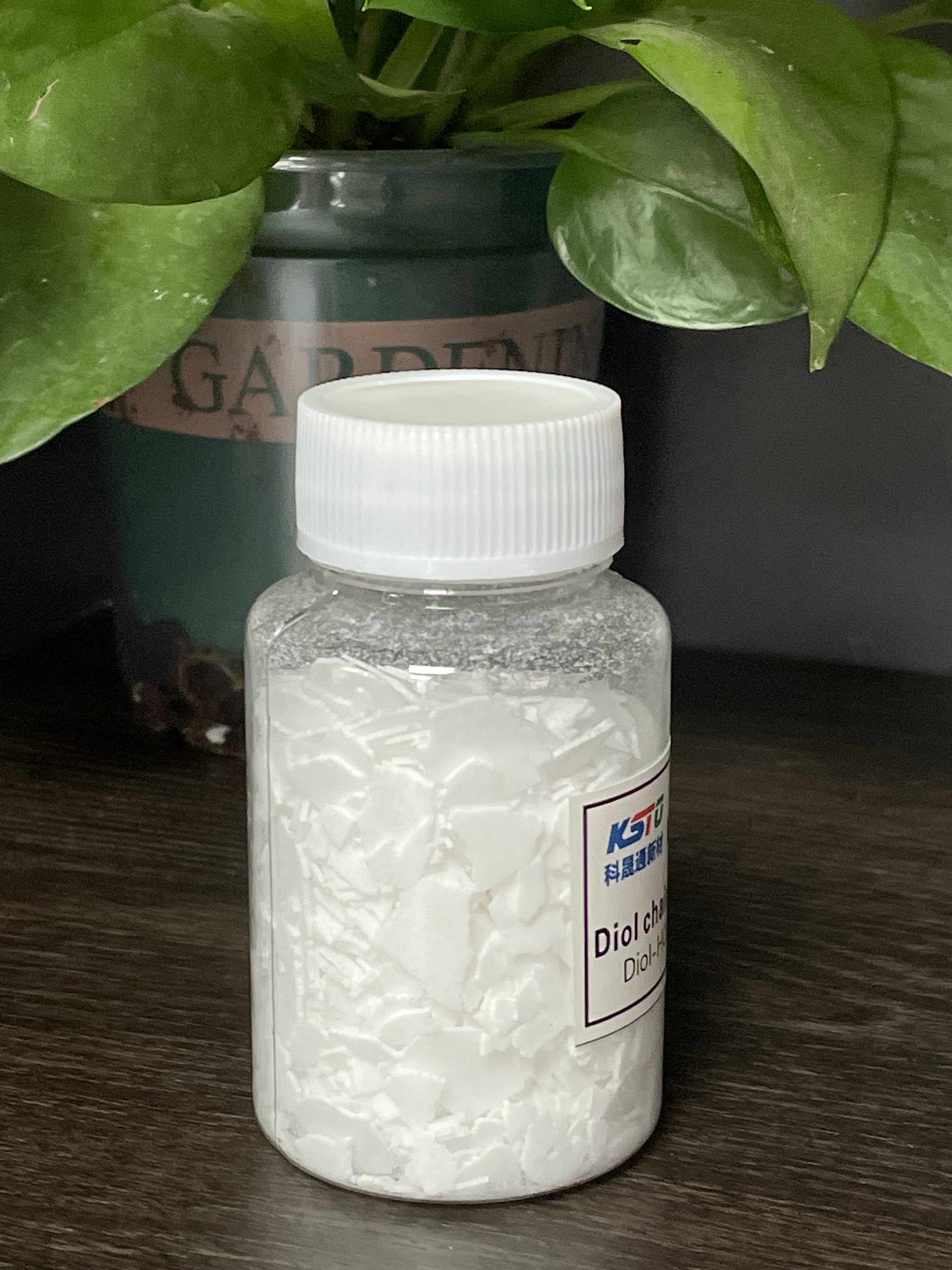 Diol-HCA ™ HQEE-Hydrochinon-Bis (β-Hydroxyethy) Ether-Ketten-Erweiterung verstärken die mechanische Festigkeit für hydraulische Zylinderdichtungen